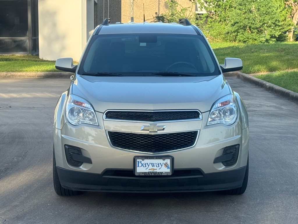 Photo 3 of this CHEVROLET EQUINOX
