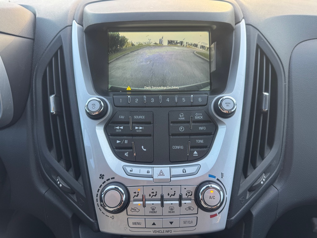 Photo 18 of this CHEVROLET EQUINOX