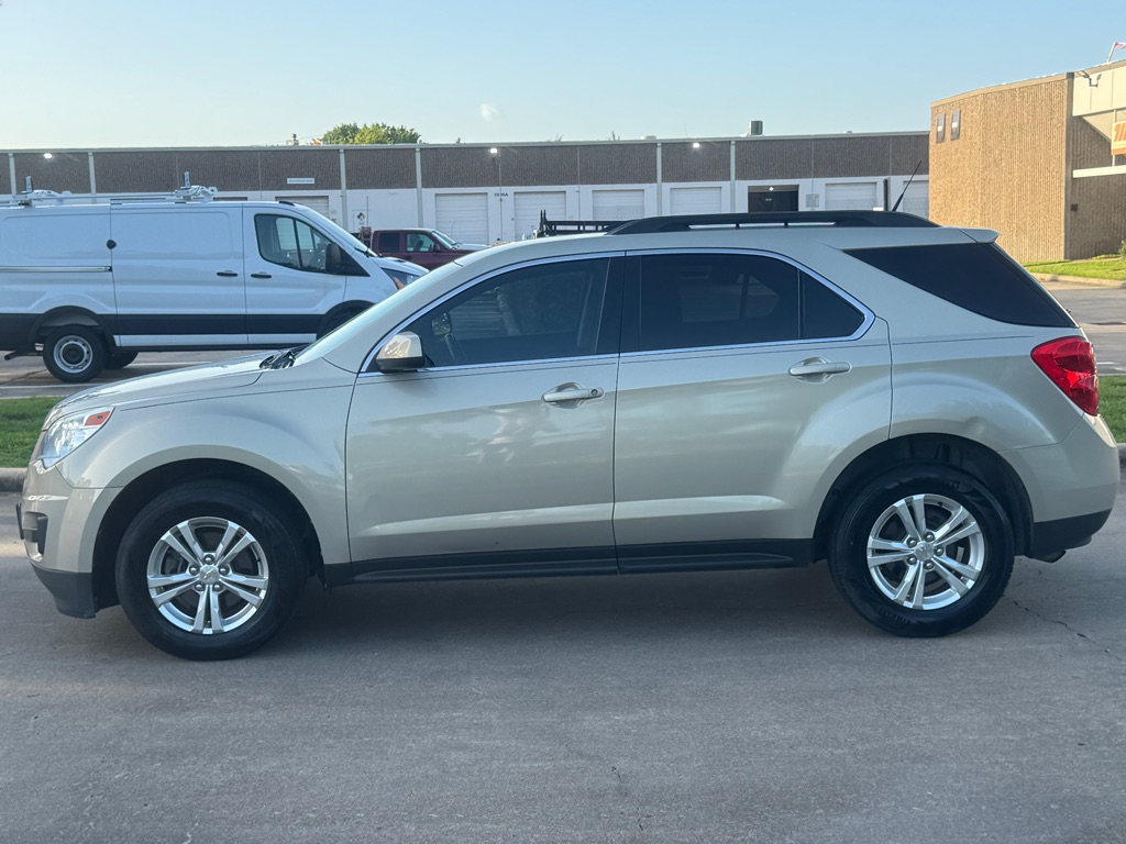 Photo 5 of this CHEVROLET EQUINOX