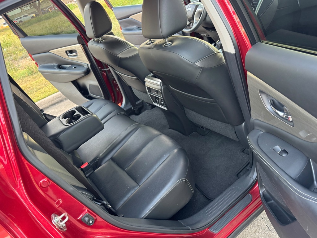 Photo 13 of this NISSAN MURANO