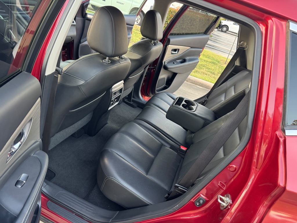Photo 16 of this NISSAN MURANO