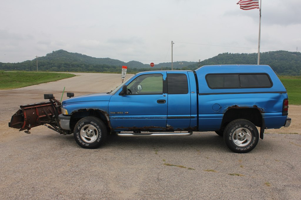 Photo 8 of this DODGE RAM 1500