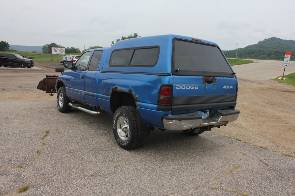 Photo 7 of this DODGE RAM 1500