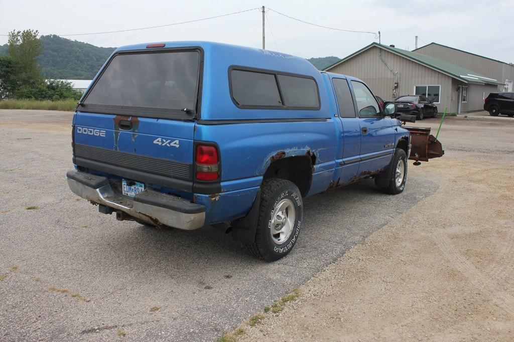 Photo 5 of this DODGE RAM 1500