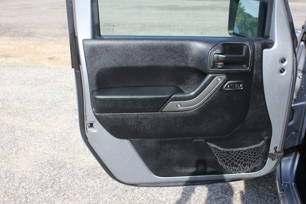 Photo 26 of this JEEP WRANGLER UNLIMI