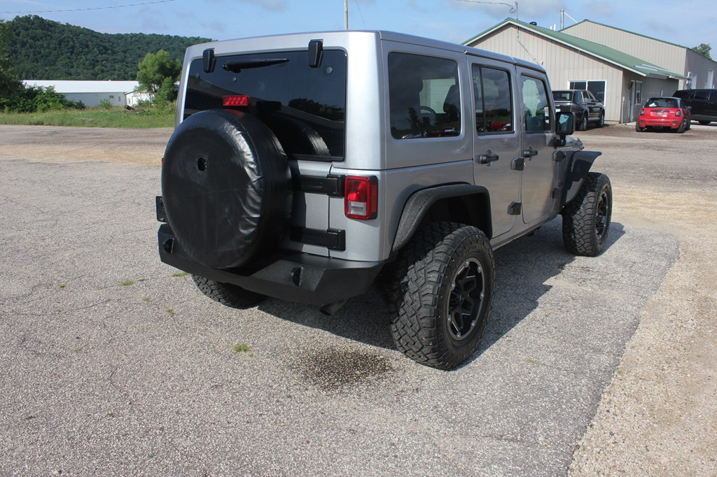 Photo 5 of this JEEP WRANGLER UNLIMI