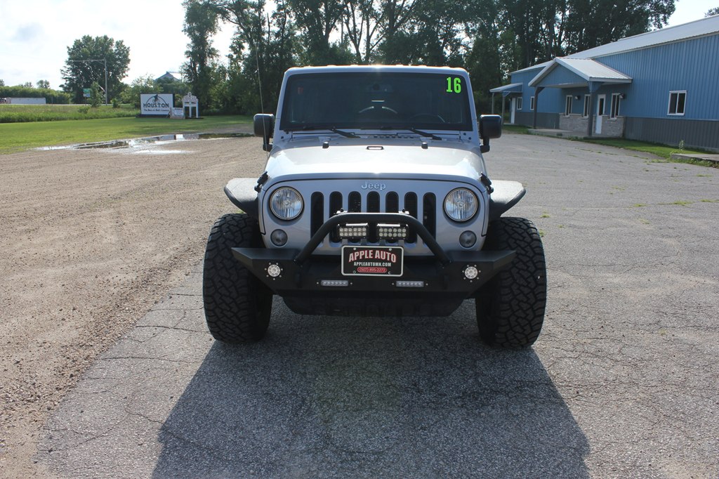 Photo 3 of this JEEP WRANGLER UNLIMI
