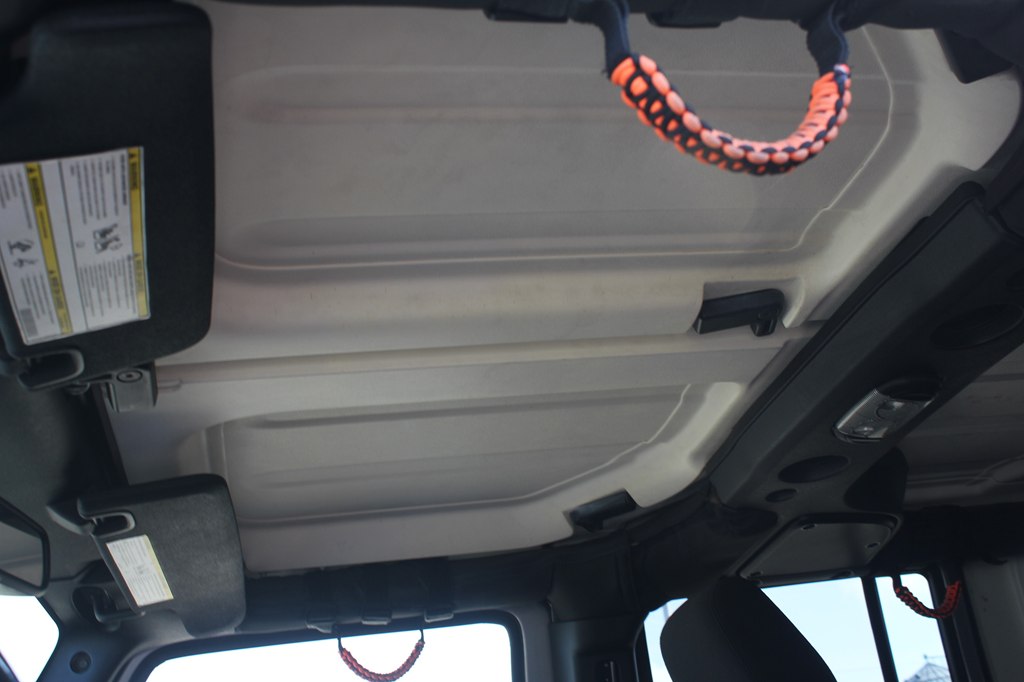 Photo 25 of this JEEP WRANGLER UNLIMI