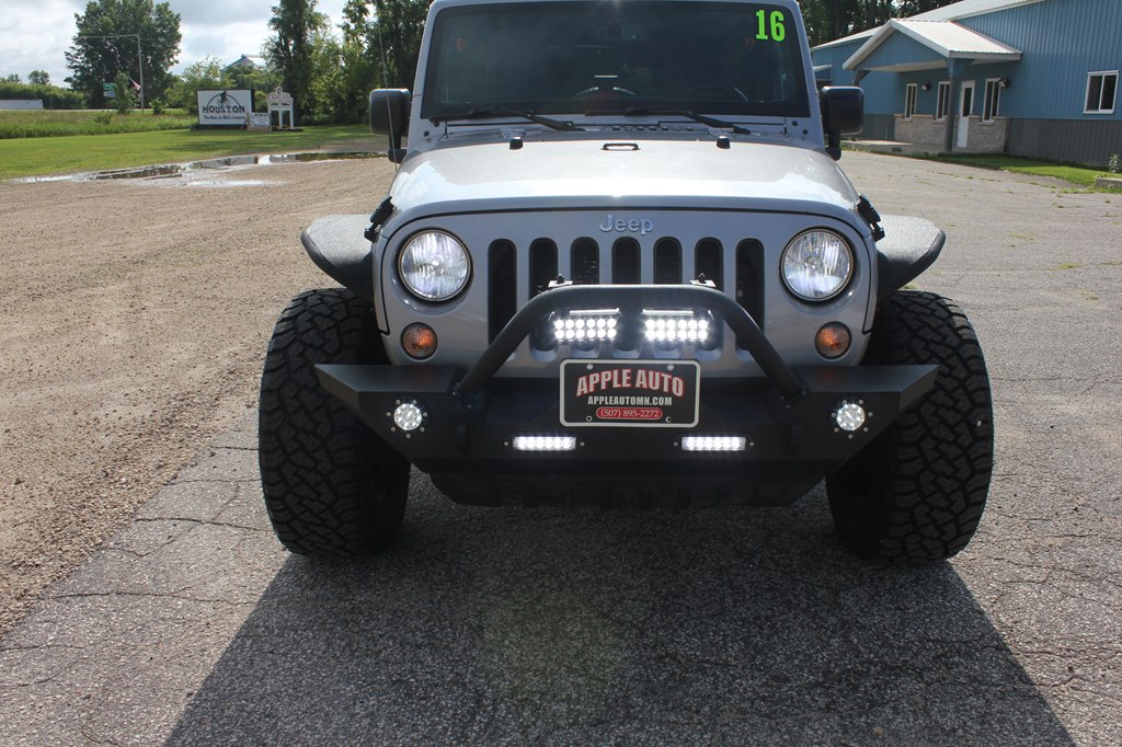 Photo 55 of this JEEP WRANGLER UNLIMI