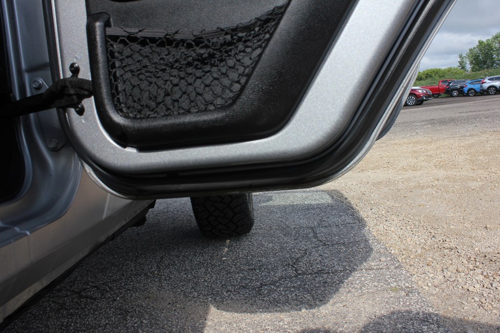 Photo 46 of this JEEP WRANGLER UNLIMI