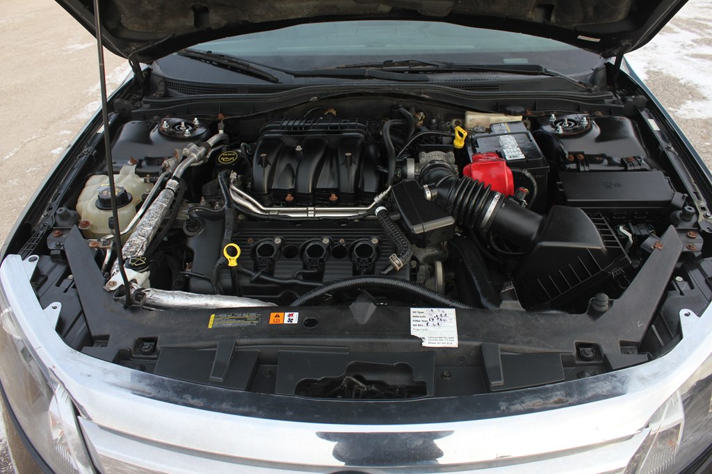 Photo 48 of this FORD FUSION