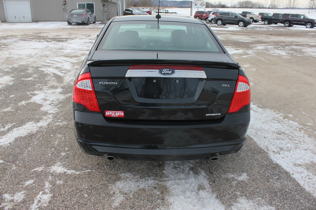 Photo 7 of this FORD FUSION