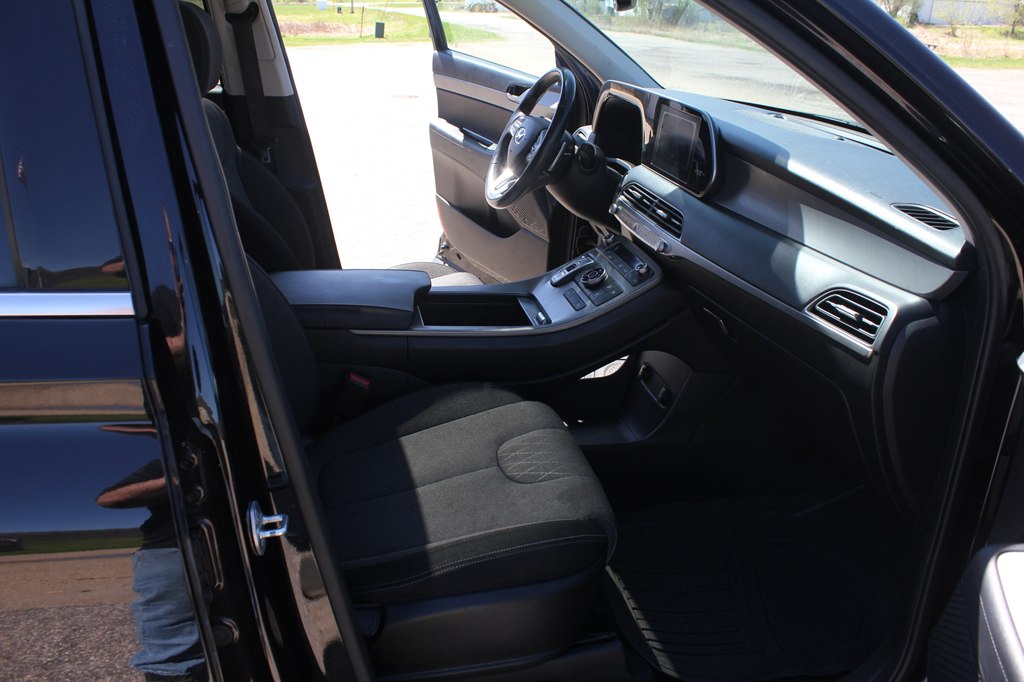 Photo 28 of this HYUNDAI PALISADE