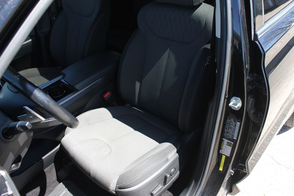 Photo 26 of this HYUNDAI PALISADE