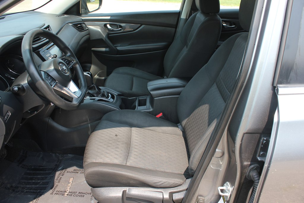 Photo 10 of this NISSAN ROGUE