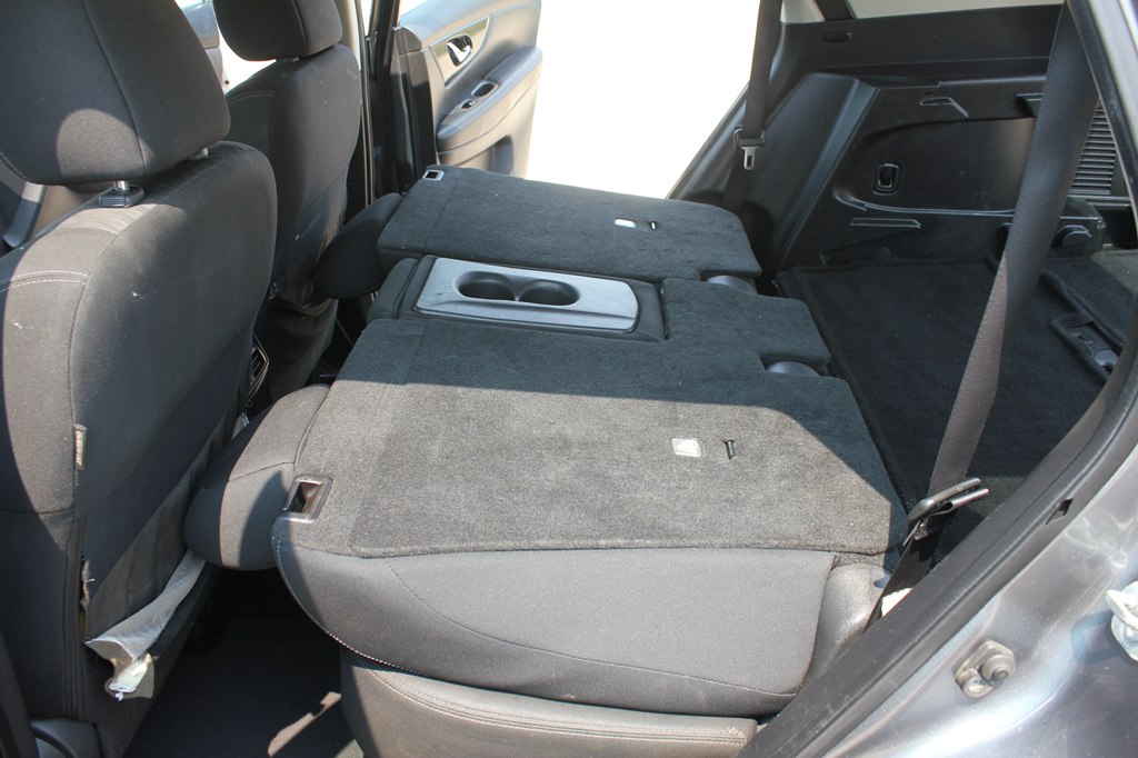 Photo 31 of this NISSAN ROGUE