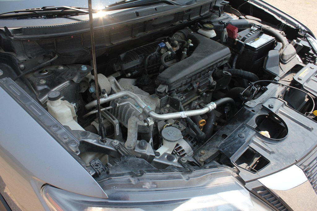 Photo 41 of this NISSAN ROGUE