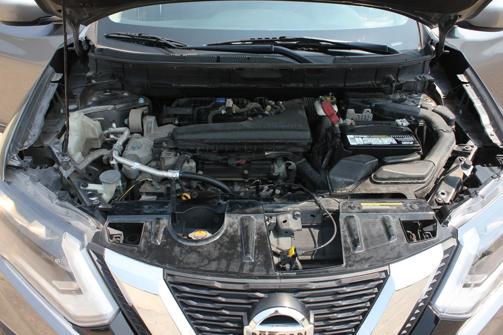 Photo 39 of this NISSAN ROGUE