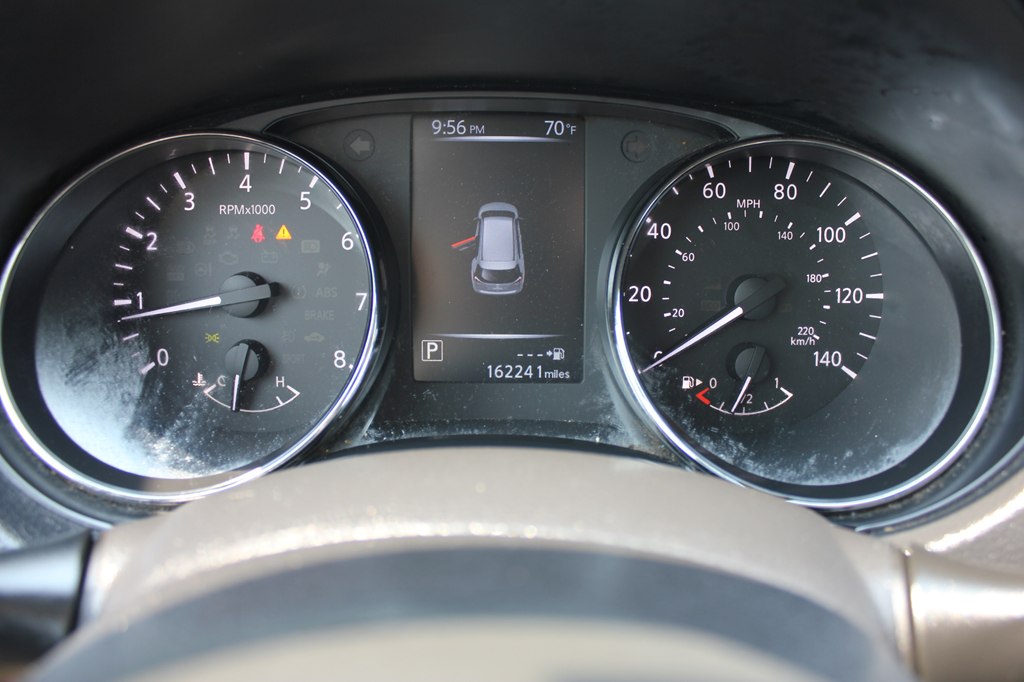 Photo 13 of this NISSAN ROGUE
