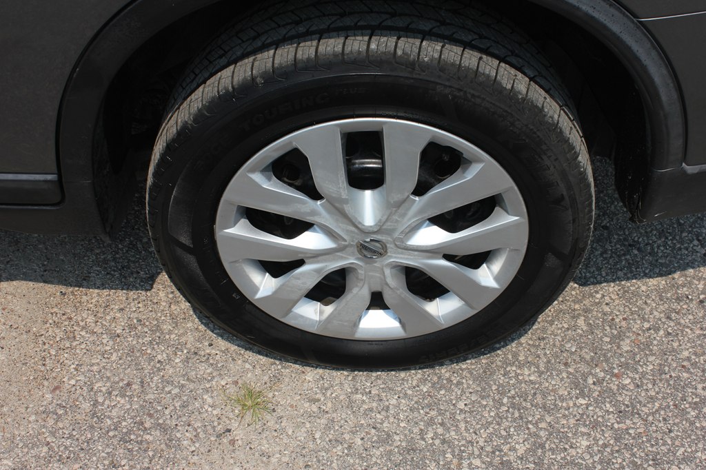 Photo 45 of this NISSAN ROGUE