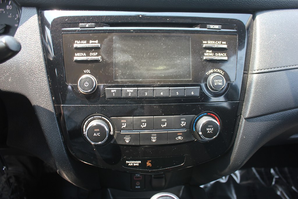 Photo 20 of this NISSAN ROGUE