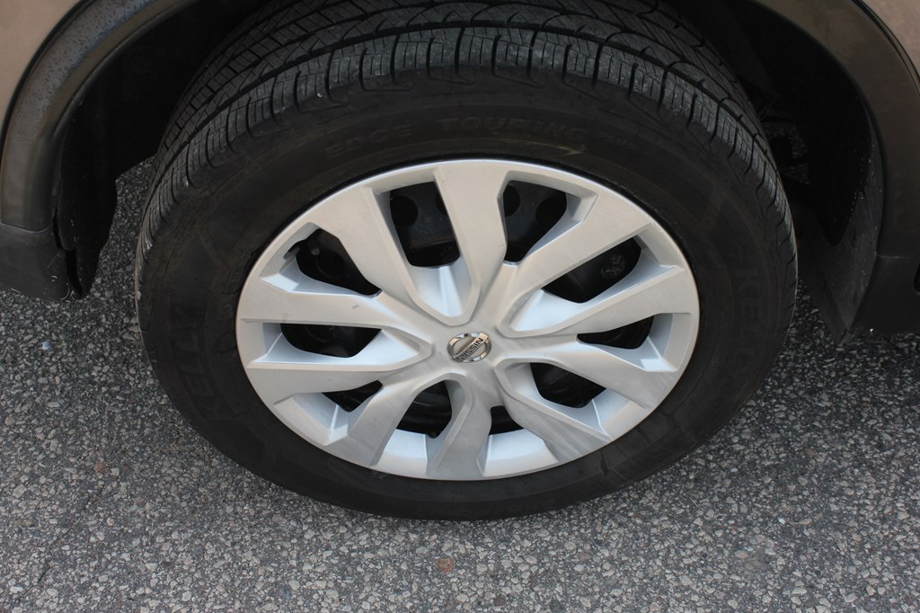 Photo 44 of this NISSAN ROGUE
