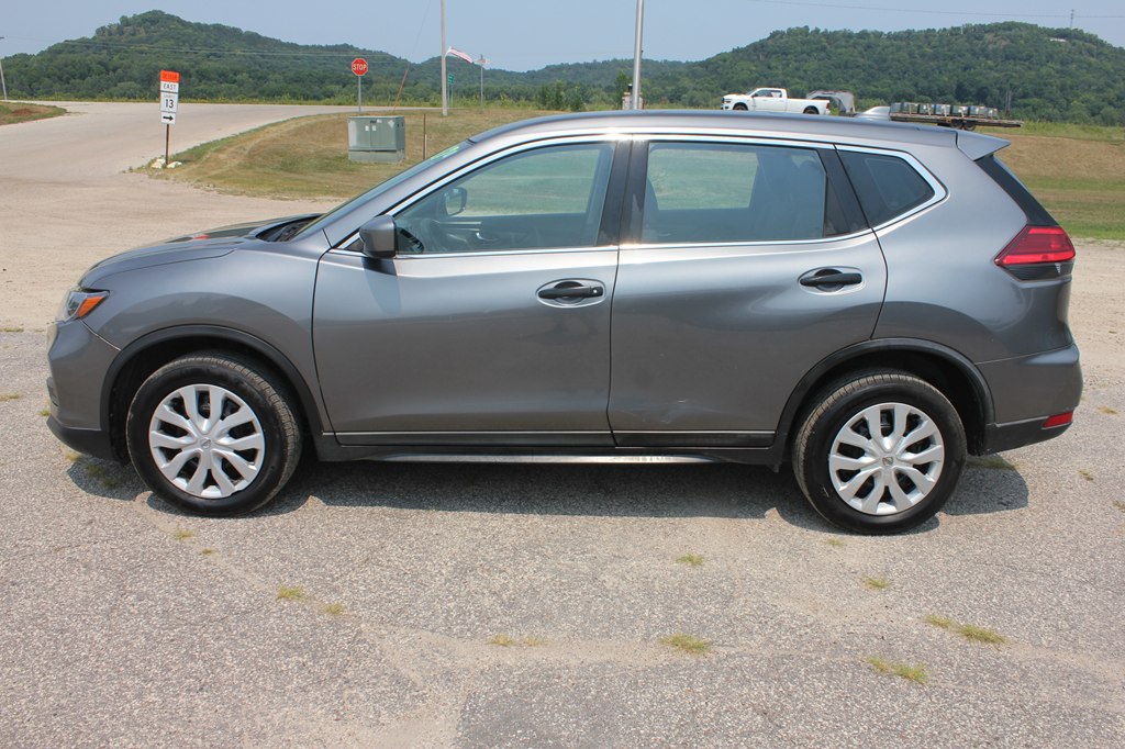 Photo 8 of this NISSAN ROGUE