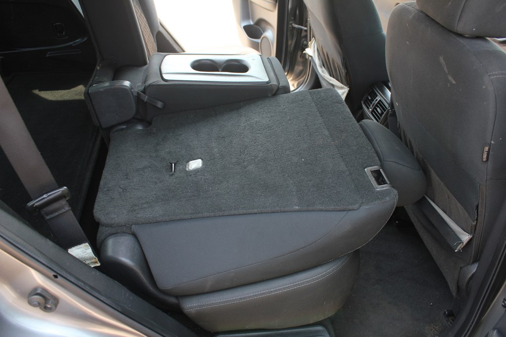 Photo 28 of this NISSAN ROGUE