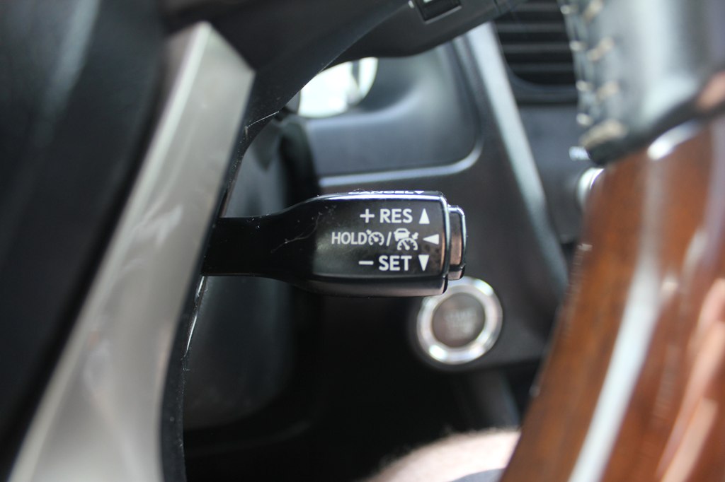 Photo 16 of this LEXUS RX 350