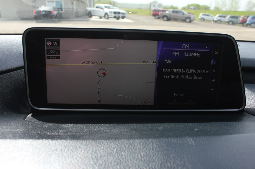 Photo 18 of this LEXUS RX 350