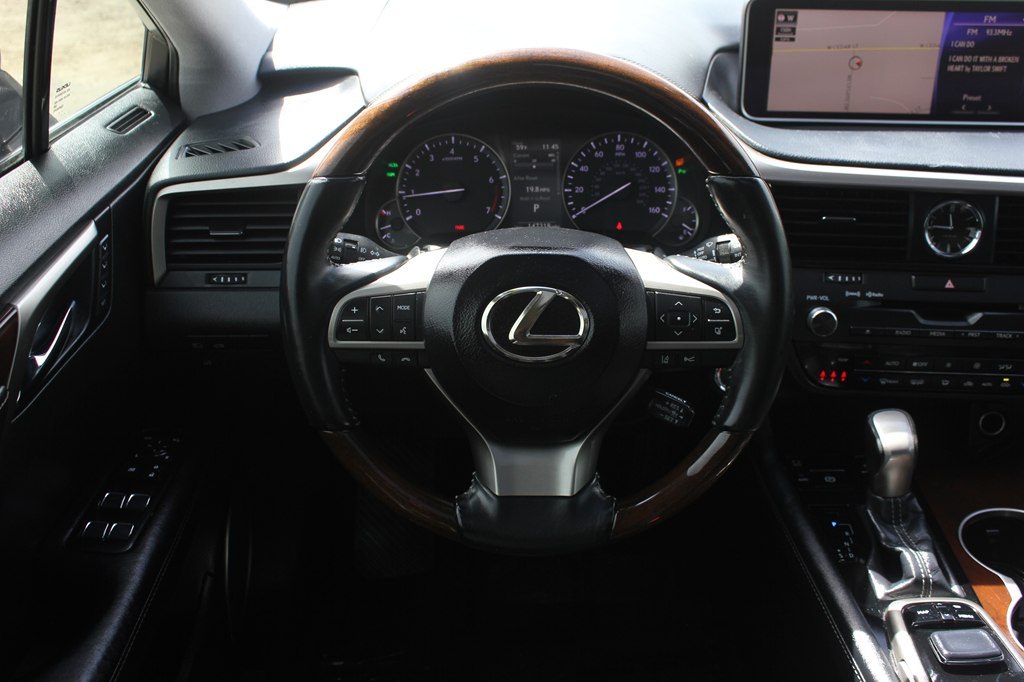 Photo 10 of this LEXUS RX 350