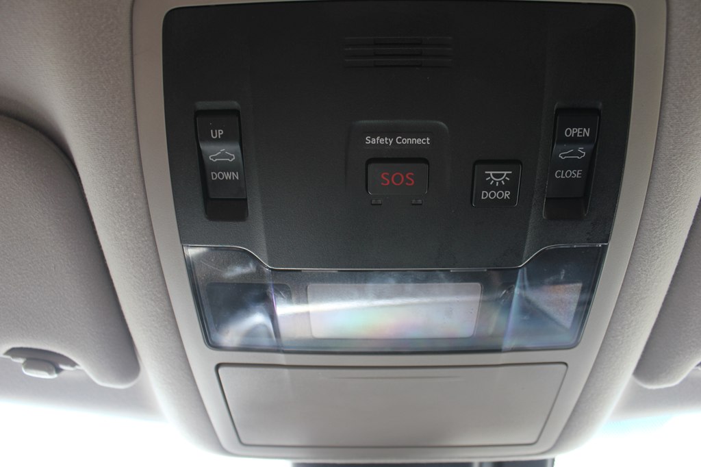 Photo 26 of this LEXUS RX 350