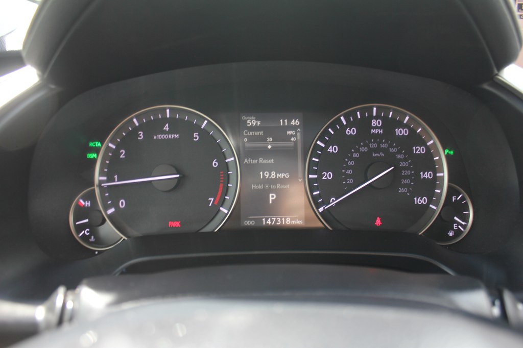 Photo 11 of this LEXUS RX 350
