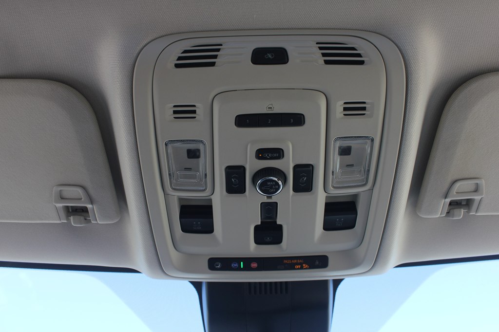 Photo 20 of this GMC YUKON