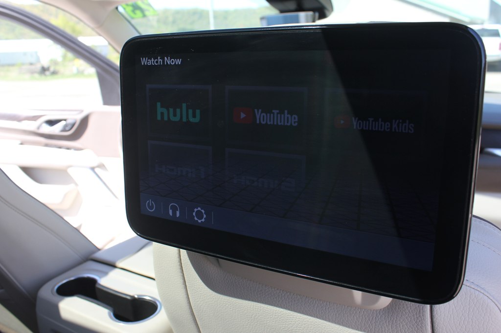 Photo 34 of this GMC YUKON