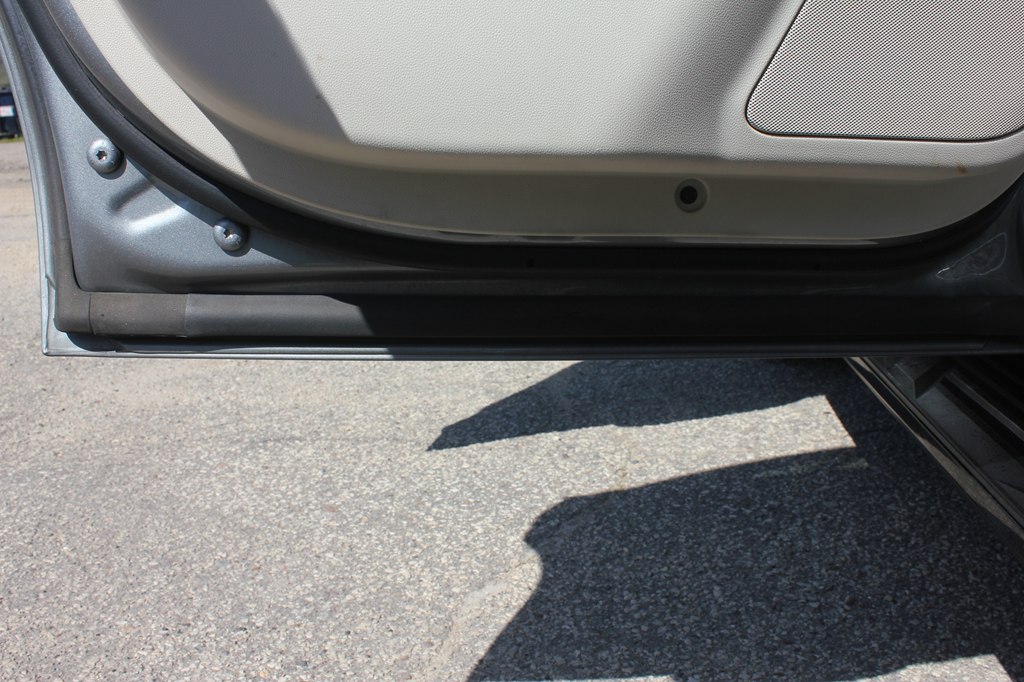 Photo 48 of this GMC YUKON
