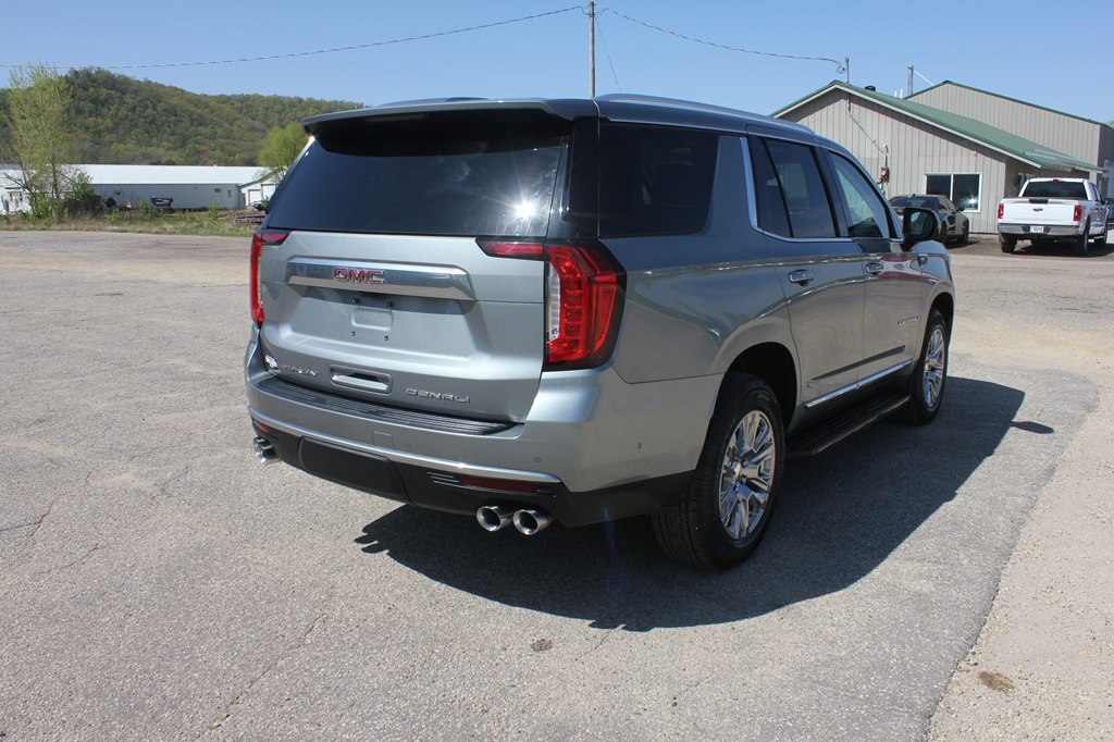 Photo 5 of this GMC YUKON
