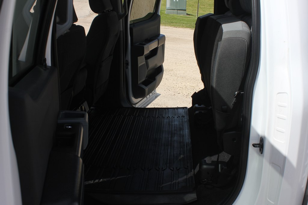 Photo 37 of this FORD F-150