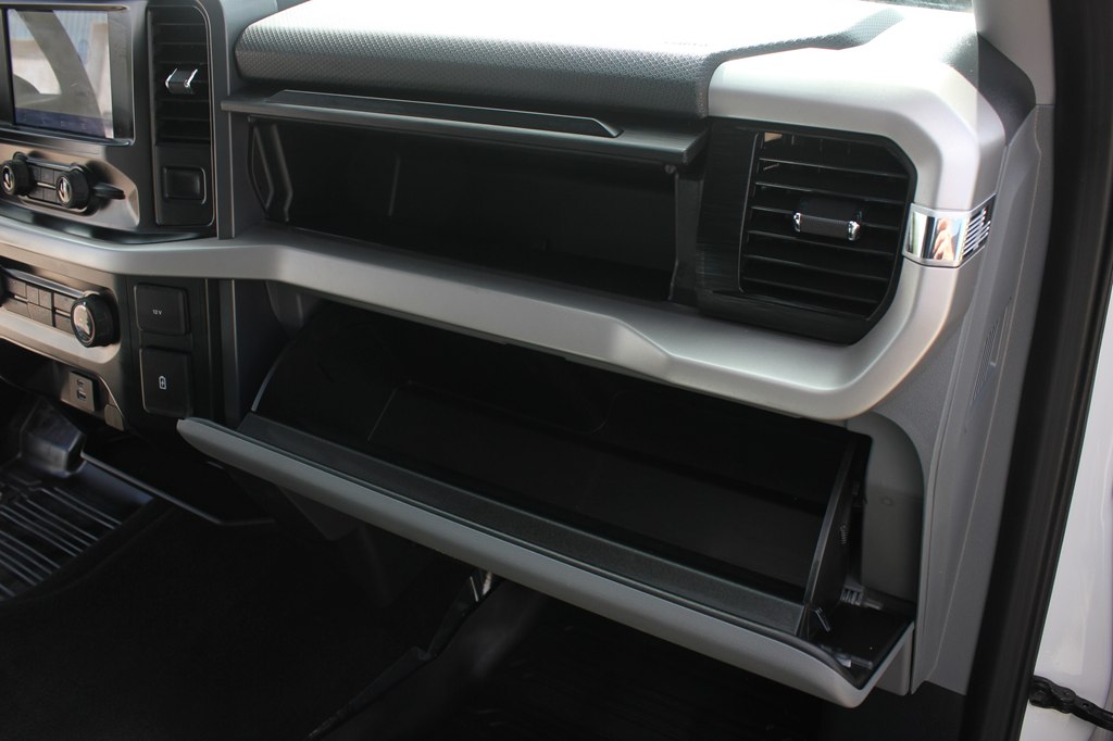 Photo 32 of this FORD F-150
