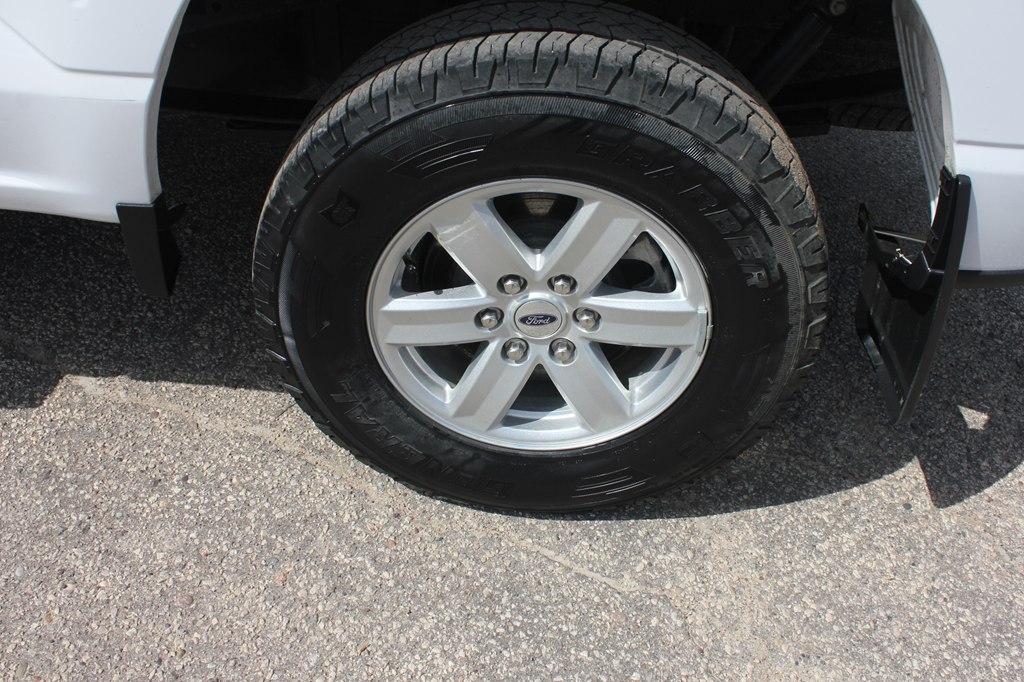 Photo 52 of this FORD F-150