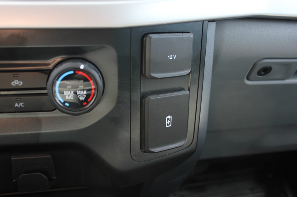 Photo 20 of this FORD F-150