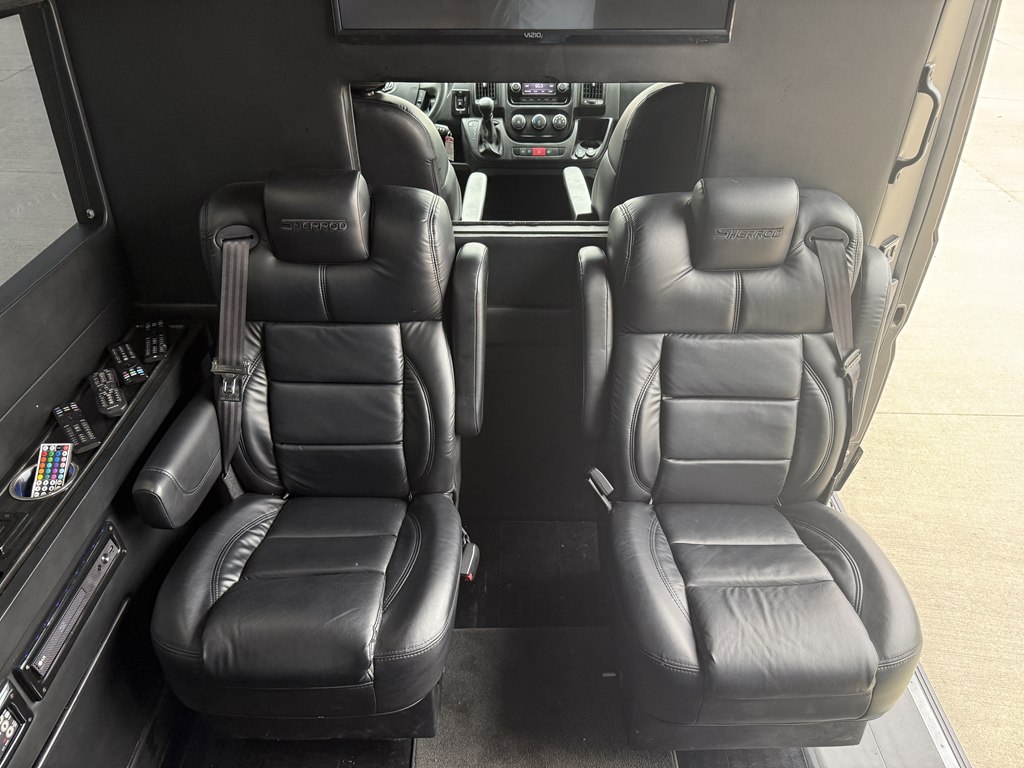 Photo 32 of this RAM PROMASTER