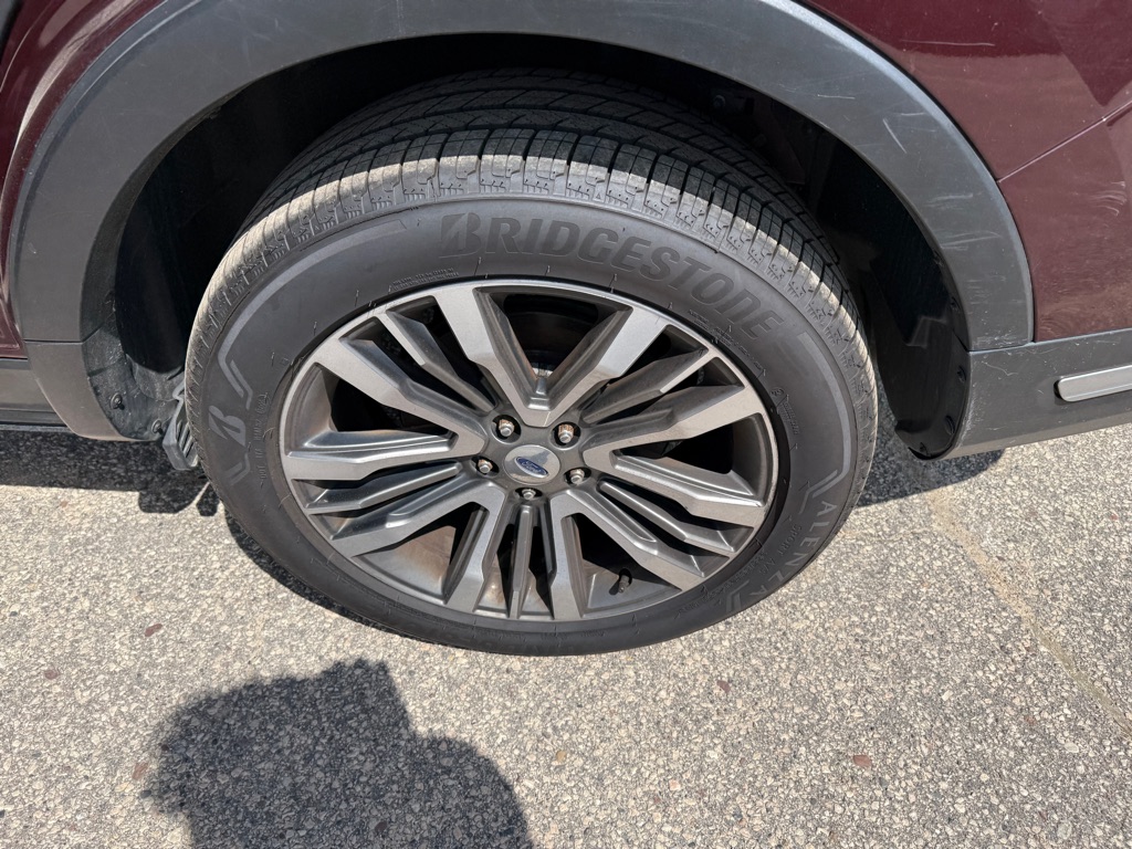 Photo 58 of this FORD EXPLORER