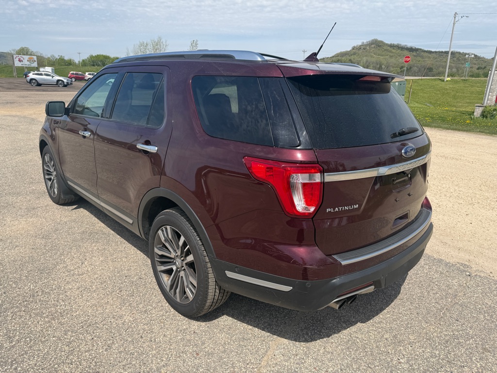 Photo 8 of this FORD EXPLORER