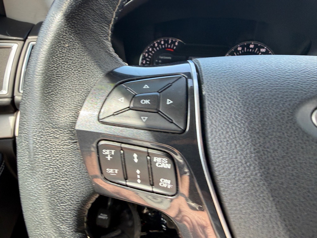 Photo 16 of this FORD EXPLORER