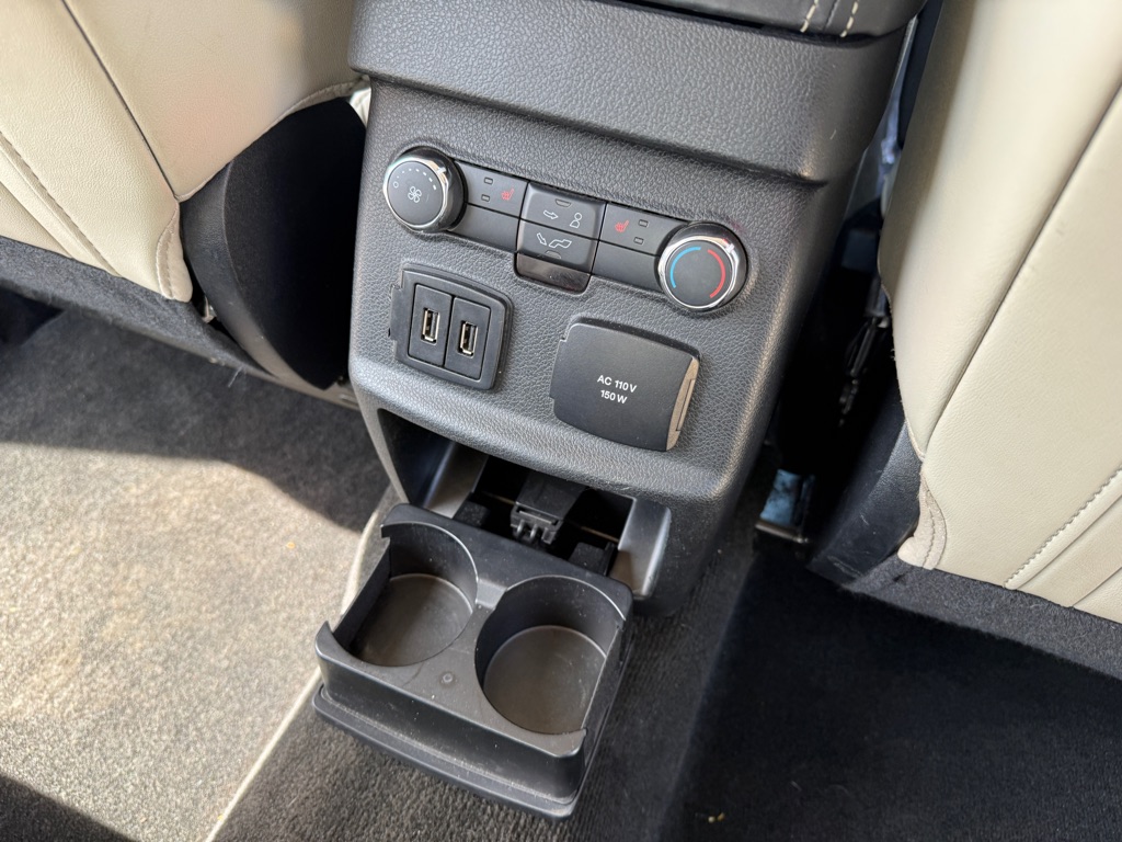 Photo 42 of this FORD EXPLORER