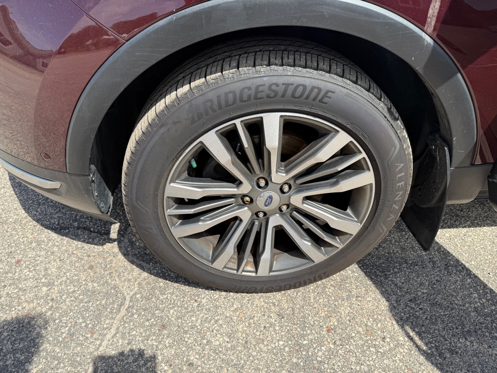 Photo 55 of this FORD EXPLORER