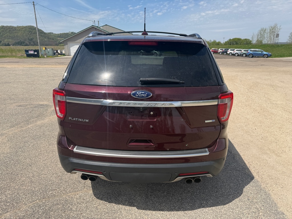 Photo 7 of this FORD EXPLORER