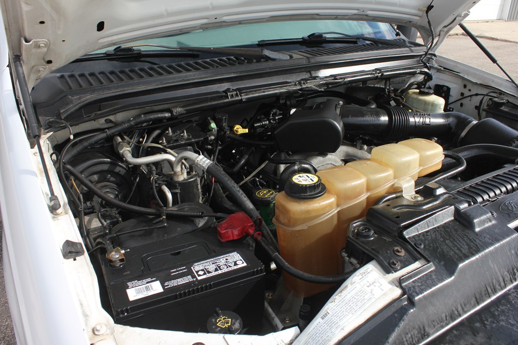 Photo 46 of this FORD F550