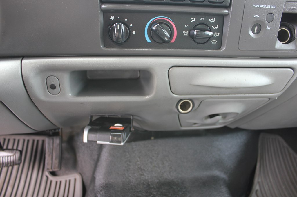 Photo 19 of this FORD F550